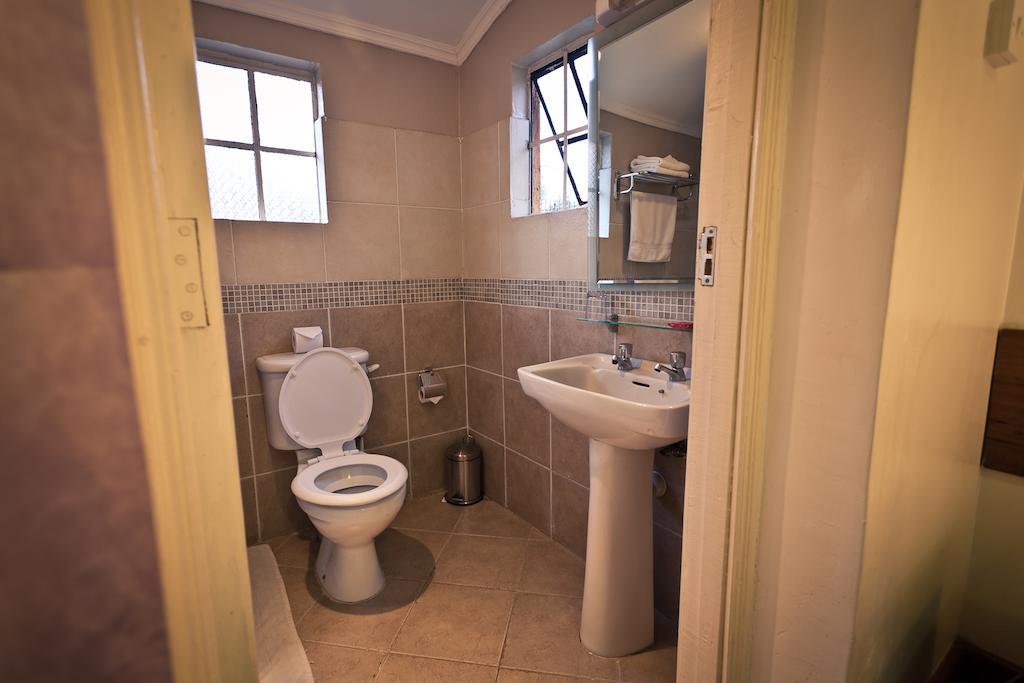 Godials Bed & Breakfast Nairobi Exterior photo