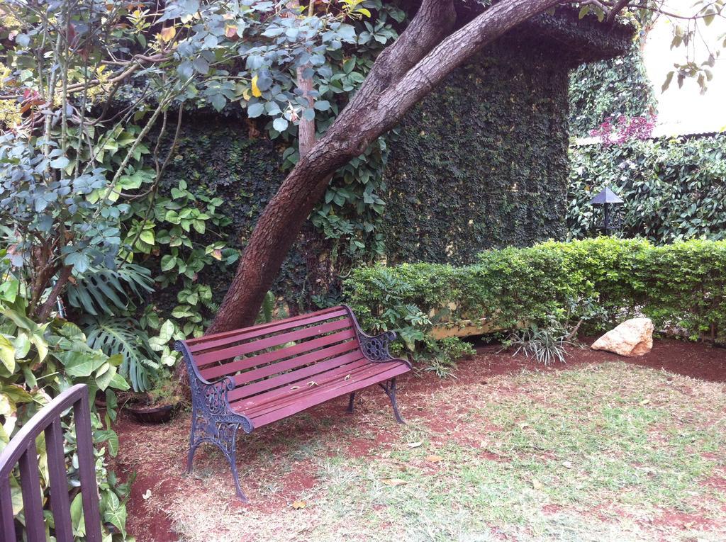Godials Bed & Breakfast Nairobi Exterior photo