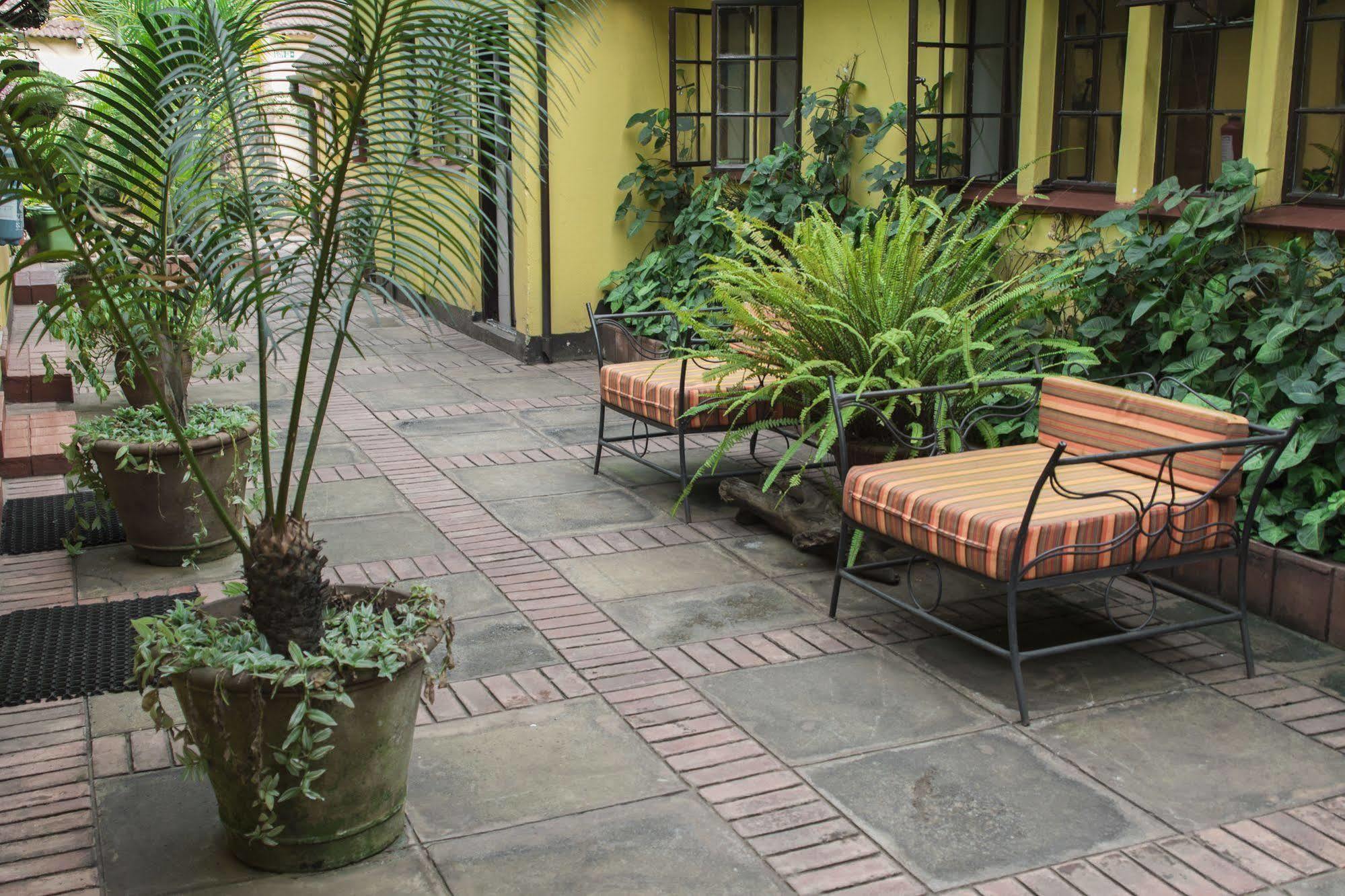 Godials Bed & Breakfast Nairobi Exterior photo